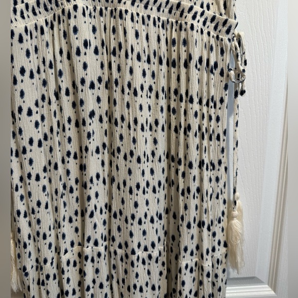 LAST CHANCE Love Ellie White and Blue Maxi Dress Medium Tassels from Stitch Fix - Picture 5 of 7